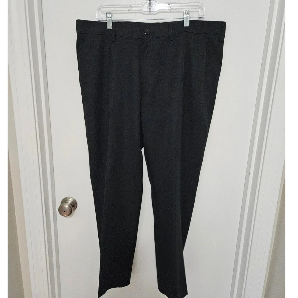 Haggar Mens Straight Fit Dress Pants Black Flat Front Trousers 38x29 (27 Inseam)